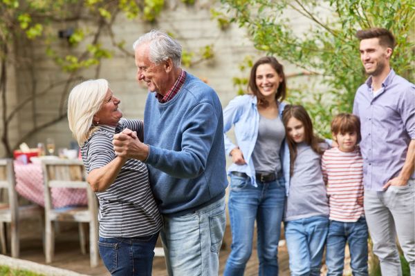 <br />
Grandparents-Are-Dancing-in-Front-of-Family-at-Celebration